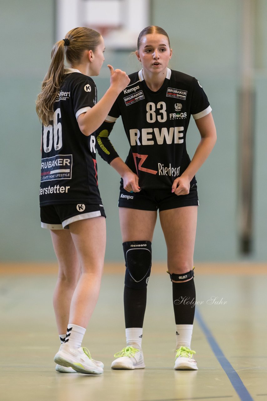 Bild 117 - wBJ SV Henstedt Ulzburg - Bramstedter TS : Ergebnis: 27:15